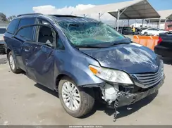 5TDYZ3DC7HS854846 2017 TOYOTA SIENNA