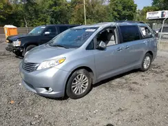 5TDYZ3DC7HS880248 2017 TOYOTA SIENNA