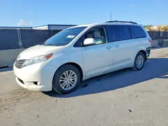 5TDYZ3DC7HS889225 2017 TOYOTA SIENNA