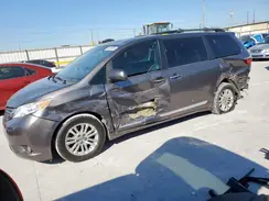 5TDYZ3DC7HS893002 2017 TOYOTA SIENNA