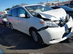5TDYZ3DC7HS897678 2017 TOYOTA SIENNA