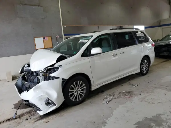 5TDYZ3DC7JS912606 2018 TOYOTA SIENNA - Image 1