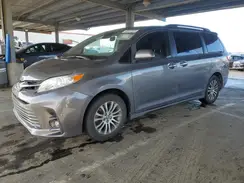 5TDYZ3DC7JS917224 2018 TOYOTA SIENNA