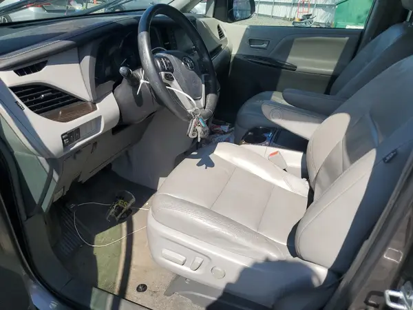 5TDYZ3DC7JS920222 2018 TOYOTA SIENNA - Image 8