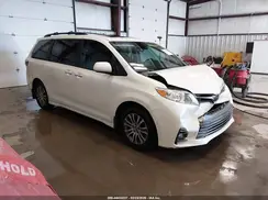 5TDYZ3DC7JS931723 2018 TOYOTA SIENNA