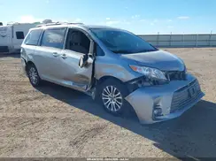 5TDYZ3DC7JS935819 2018 TOYOTA SIENNA