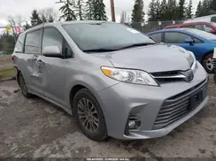 5TDYZ3DC7JS950840 2018 TOYOTA SIENNA