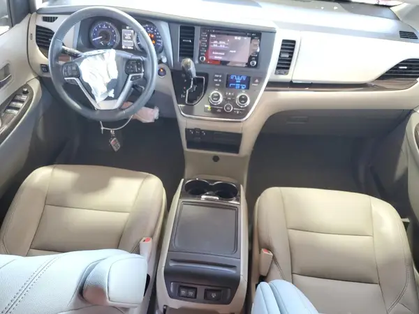 5TDYZ3DC7KS004254 2019 TOYOTA SIENNA - Image 8