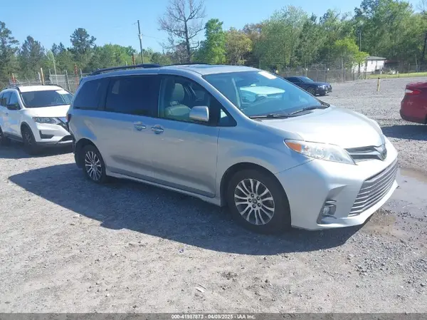 5TDYZ3DC7KS006280 2019 TOYOTA SIENNA - Image 1