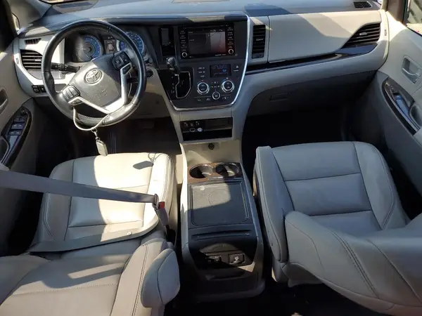 5TDYZ3DC7KS967218 2019 TOYOTA SIENNA - Image 8