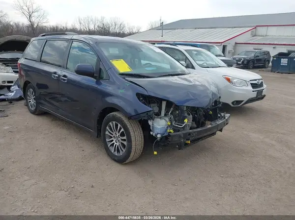 5TDYZ3DC7KS978252 2019 TOYOTA SIENNA - Image 1