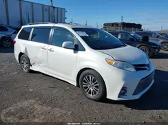 5TDYZ3DC7KS992314 2019 TOYOTA SIENNA