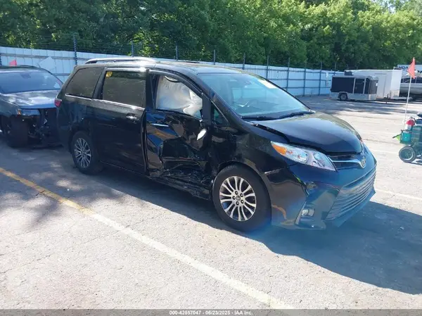 5TDYZ3DC7LS035294 2020 TOYOTA SIENNA - Image 1
