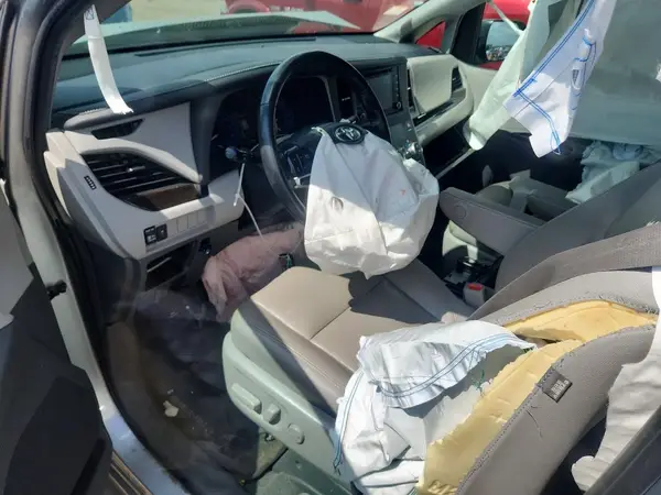 5TDYZ3DC7LS036753 2020 TOYOTA SIENNA - Image 8