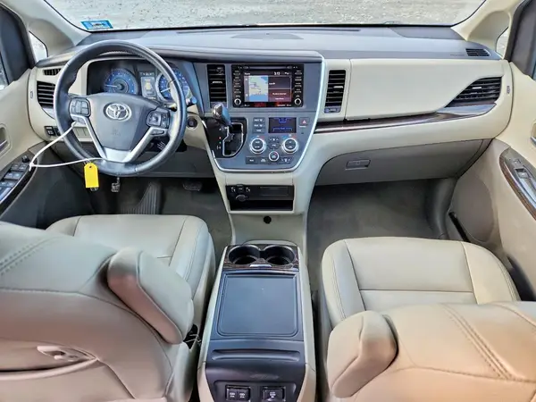 5TDYZ3DC7LS042987 2020 TOYOTA SIENNA - Image 8