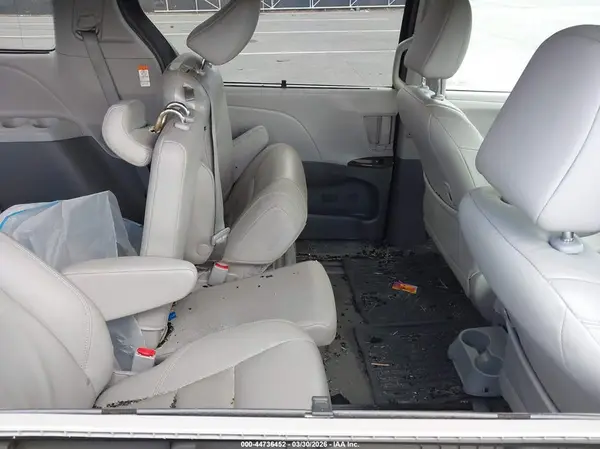 5TDYZ3DC7LS059529 2020 TOYOTA SIENNA - Image 8