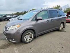 5TDYZ3DC8HS766470 2017 TOYOTA SIENNA