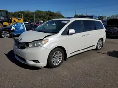 5TDYZ3DC8HS789988 2017 TOYOTA SIENNA