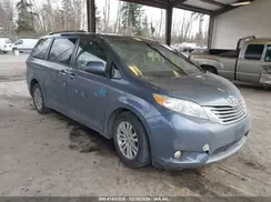 5TDYZ3DC8HS801928 2017 TOYOTA SIENNA