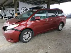 5TDYZ3DC8HS807101 2017 TOYOTA SIENNA