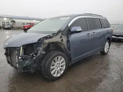 5TDYZ3DC8HS812637 2017 TOYOTA SIENNA