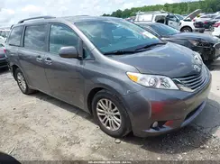 5TDYZ3DC8HS815182 2017 TOYOTA SIENNA