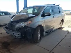 5TDYZ3DC8HS838428 2017 TOYOTA SIENNA