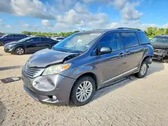 5TDYZ3DC8HS842835 2017 TOYOTA SIENNA