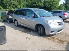 5TDYZ3DC8HS861398 2017 TOYOTA SIENNA