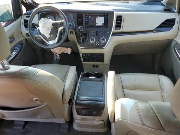 5TDYZ3DC8HS863183 2017 TOYOTA SIENNA - Image 8