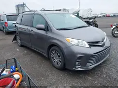 5TDYZ3DC8JS916681 2018 TOYOTA SIENNA