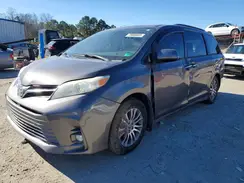 5TDYZ3DC8JS919922 2018 TOYOTA SIENNA
