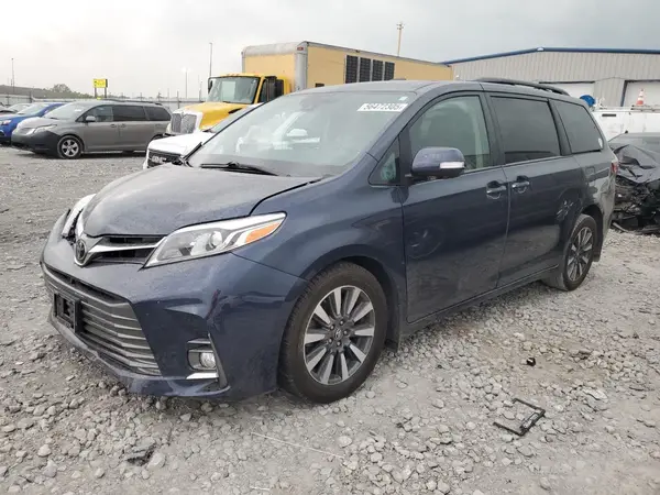 5TDYZ3DC8JS925882 2018 TOYOTA SIENNA - Image 1
