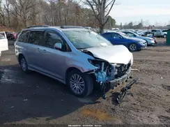 5TDYZ3DC8JS930712 2018 TOYOTA SIENNA