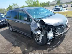 5TDYZ3DC8JS935845 2018 TOYOTA SIENNA