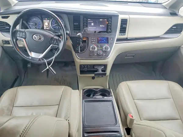 5TDYZ3DC8JS943458 2018 TOYOTA SIENNA - Image 8