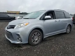 5TDYZ3DC8JS950409 2018 TOYOTA SIENNA