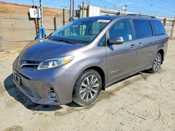 5TDYZ3DC8KS005039 2019 TOYOTA SIENNA - Image 1