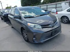 5TDYZ3DC8KS017658 2019 TOYOTA SIENNA