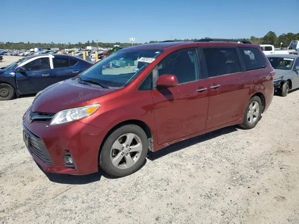 5TDYZ3DC8KS971035 2019 TOYOTA SIENNA - Image 1