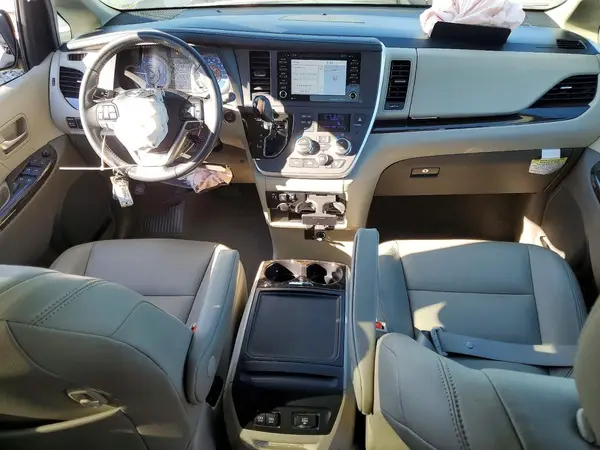 5TDYZ3DC8LS021825 2020 TOYOTA SIENNA - Image 8