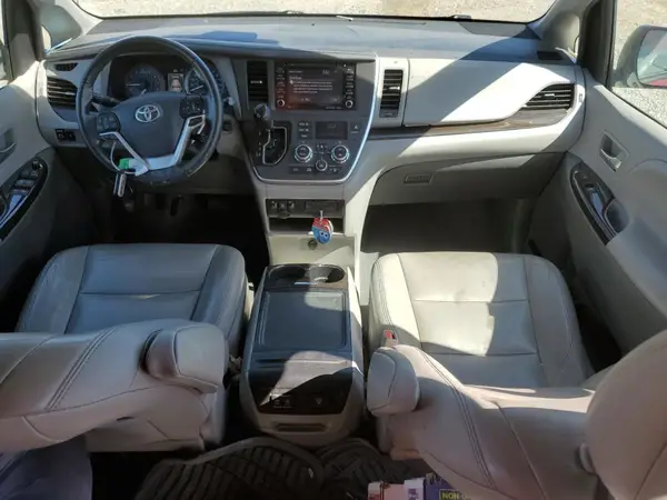 5TDYZ3DC8LS030721 2020 TOYOTA SIENNA - Image 8