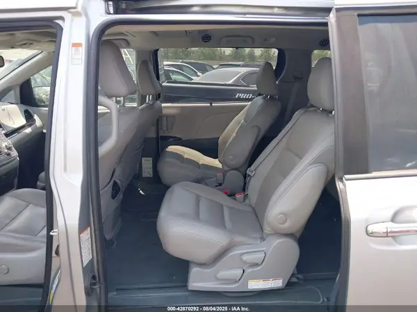 5TDYZ3DC8LS043954 2020 TOYOTA SIENNA - Image 8