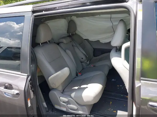 5TDYZ3DC8LS053447 2020 TOYOTA SIENNA - Image 8