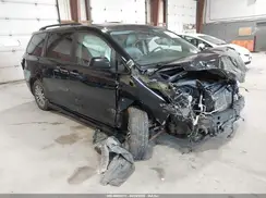 5TDYZ3DC9AS009701 2019 TOYOTA SIENNA