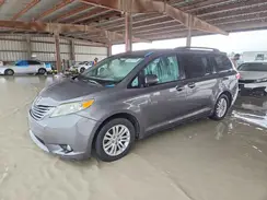 5TDYZ3DC9HS775551 2017 TOYOTA SIENNA