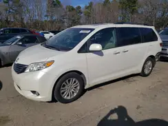 5TDYZ3DC9HS791104 2017 TOYOTA SIENNA
