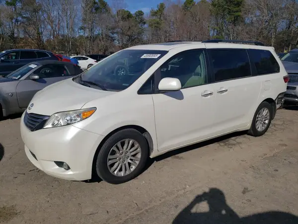 5TDYZ3DC9HS791104 2017 TOYOTA SIENNA - Image 1
