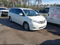 5TDYZ3DC9HS794892 2017 TOYOTA SIENNA