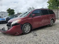 5TDYZ3DC9HS796884 2017 TOYOTA SIENNA
